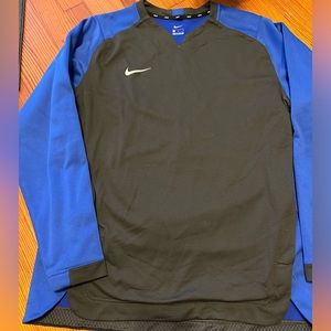 Nike pullover